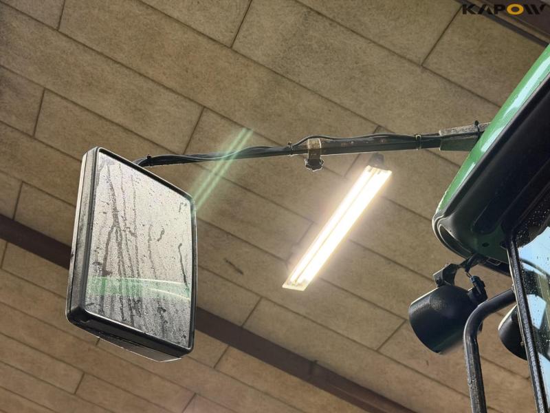 John Deere 7730 tractor 23