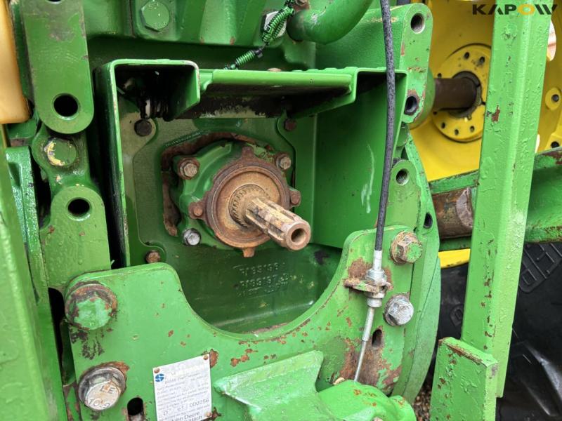 John Deere 7920 tractor 48