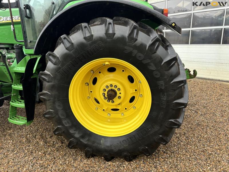 John Deere 7920 tractor 84