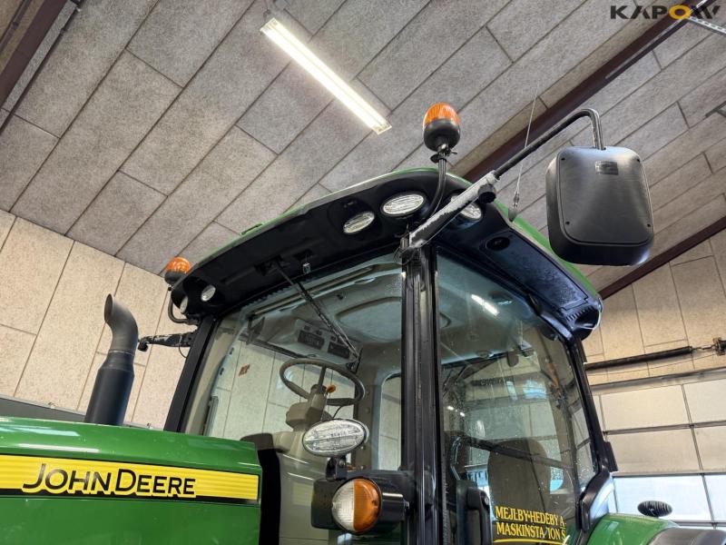 John Deere 8345R tractor 26