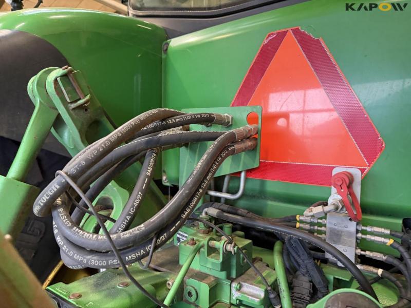 John Deere 8360R tractor 33