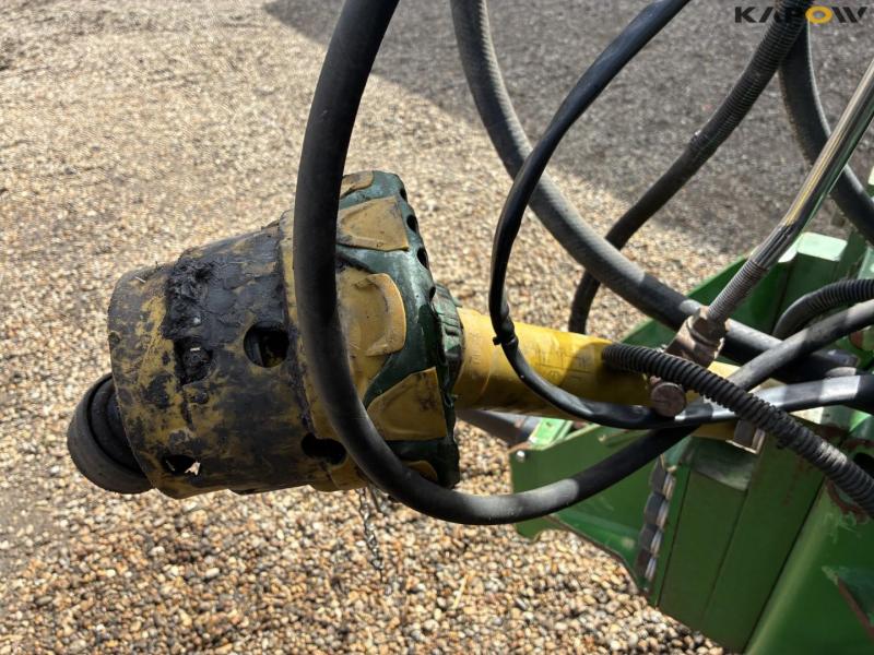 John Deere 840I sprayer 9