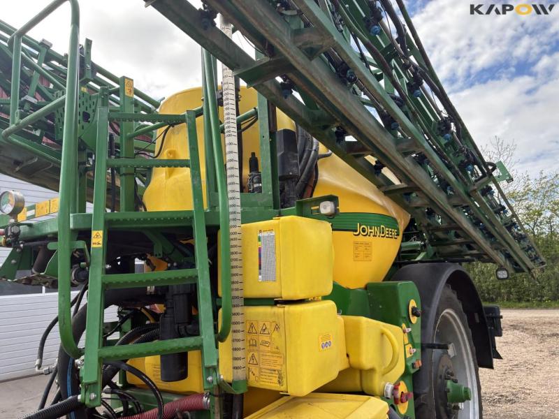John Deere 840I sprayer 34