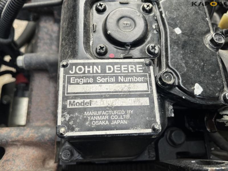 John Deere 850D Gator XUV 25