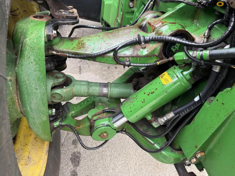 John Deere 8530 tractor 18