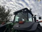 John Deere 8530 tractor 25