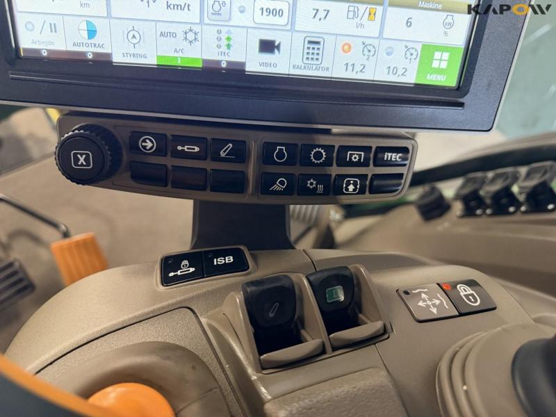 John Deere 8R 340 Signature Edition tractor 56