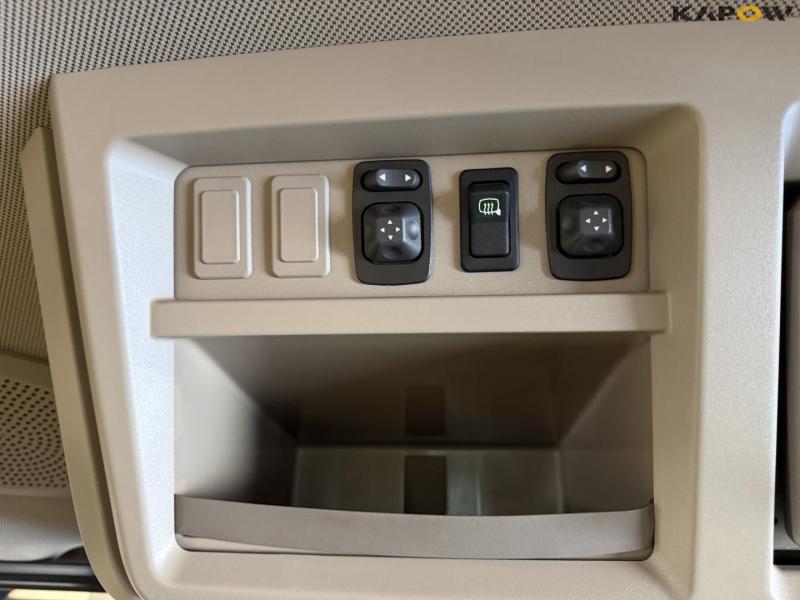 John Deere 8R 340 Signature Edition tractor 62