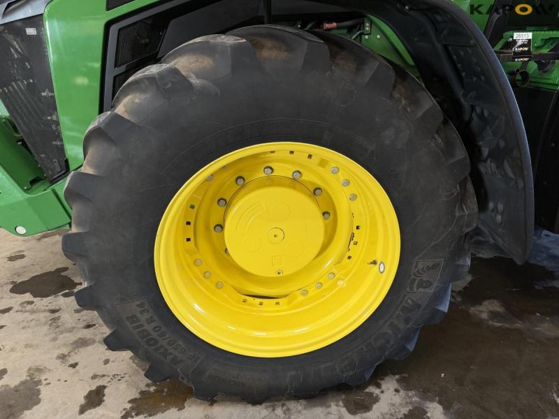 John Deere 8R 340 Signature Edition tractor 77