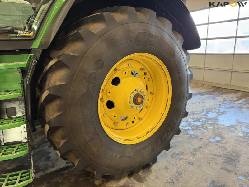 John Deere 8R 340 Signature Edition tractor 87