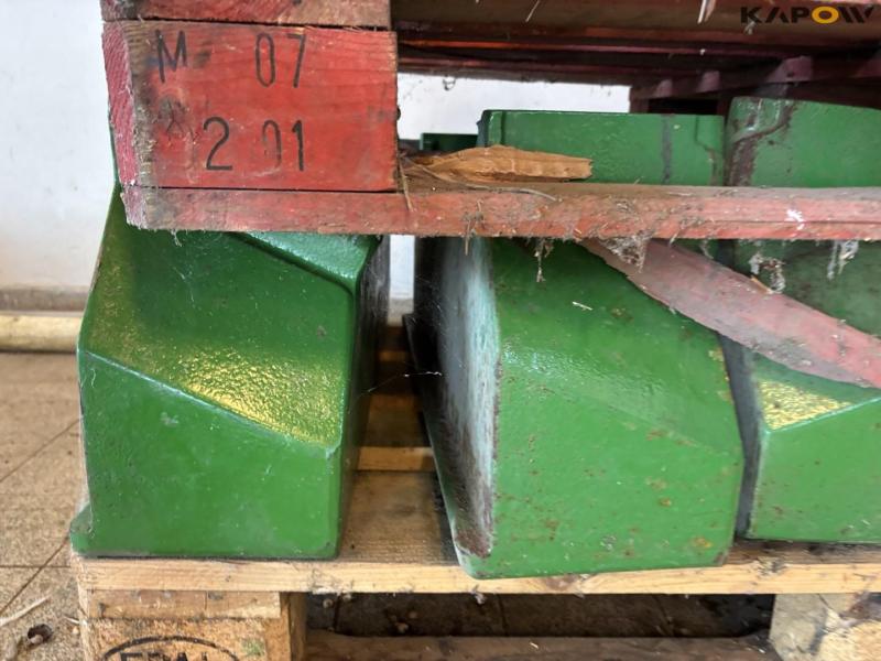 John Deere basic weight blocks 14