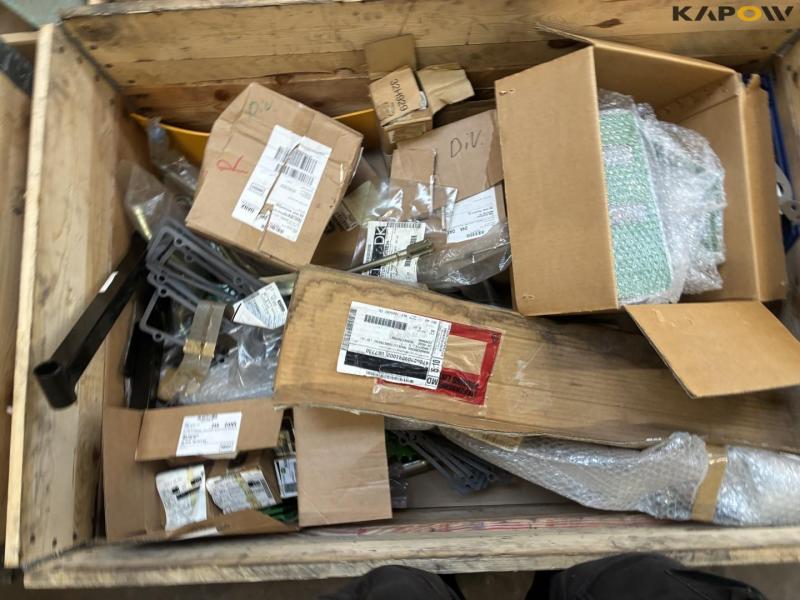 John Deere parts 68