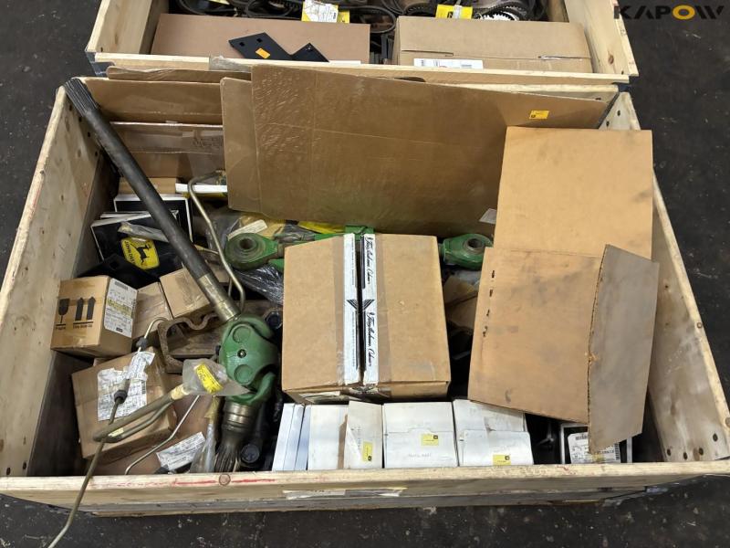 John Deere parts 9