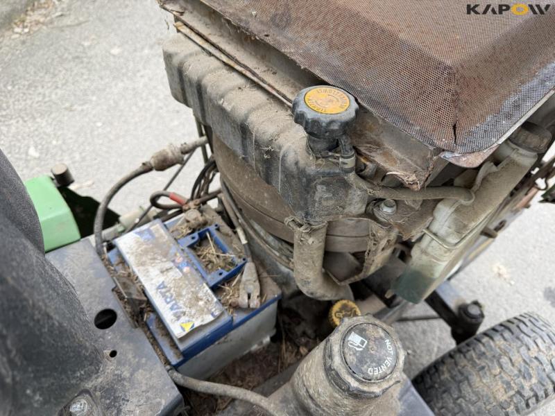John Deere F725 lawn mower 32