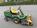 John Deere F725 lawn mower 4