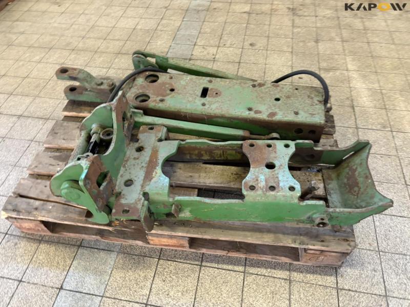 John Deere hitch towing bracket 8