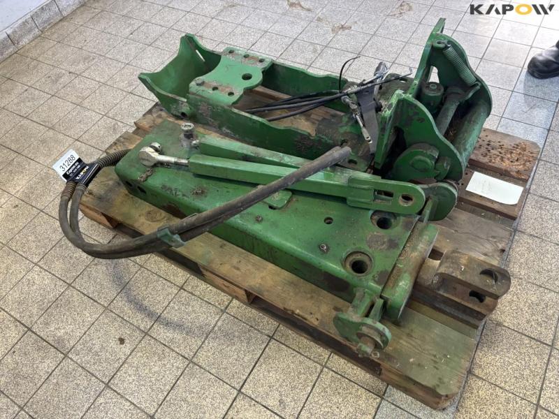 John Deere hitch towing bracket 3