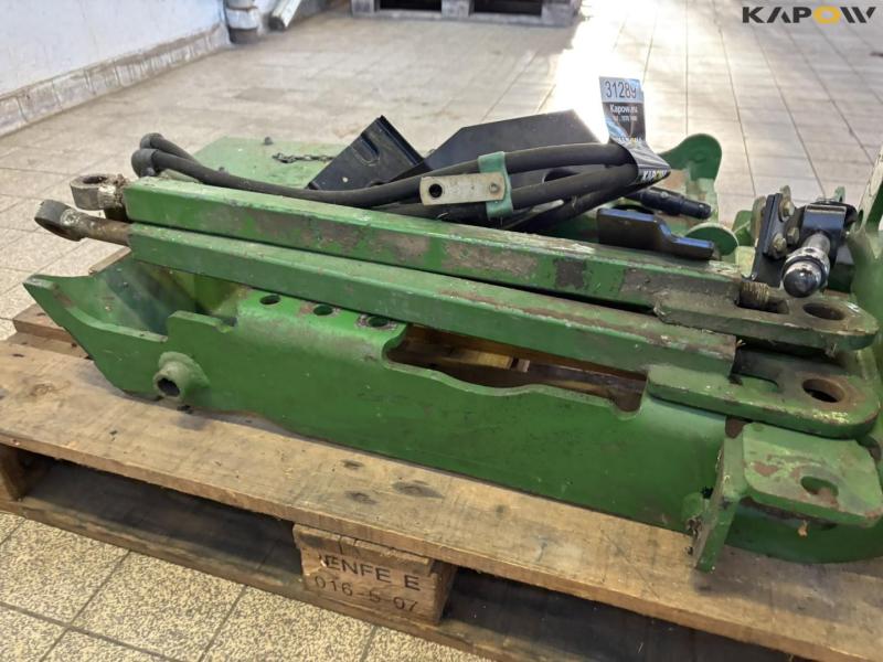 John Deere hitch towing bracket 14