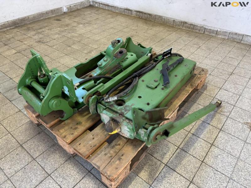 John Deere hitch towing bracket 1