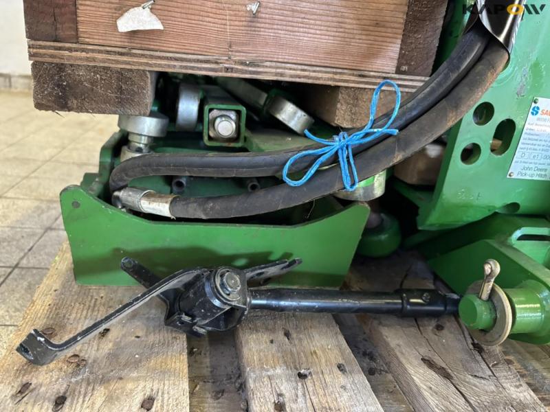 John Deere hitch towing bracket 17