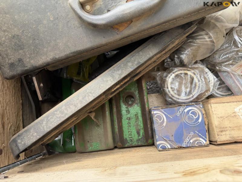 John Deere spare parts for 8345R 15