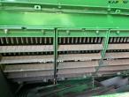 John Deere S690i combine with 630R 30-foot header 27