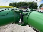 John Deere S690i combine with 630R 30-foot header 37