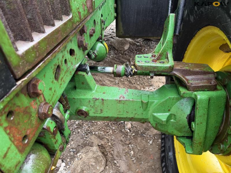 John Deere tractor 11