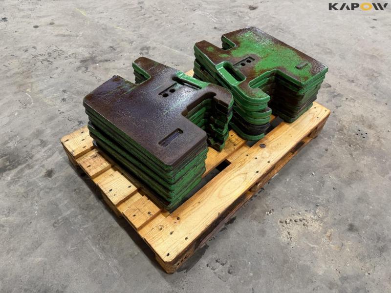 John Deere weight plates - 14 pcs. 50kg each 3