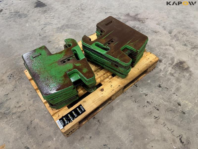 John Deere weight plates - 14 pcs. 50kg each 7