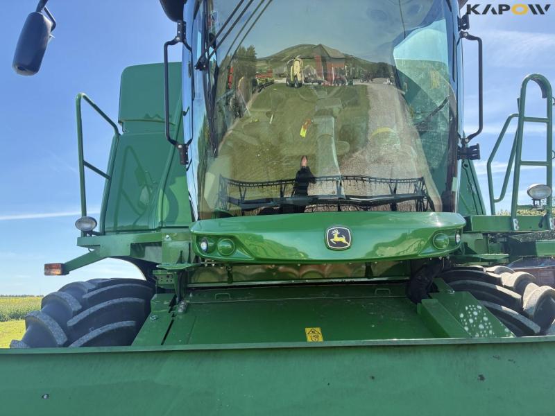 John Deere W660i combine harvester 16