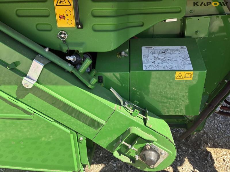 John Deere W660i combine harvester 36