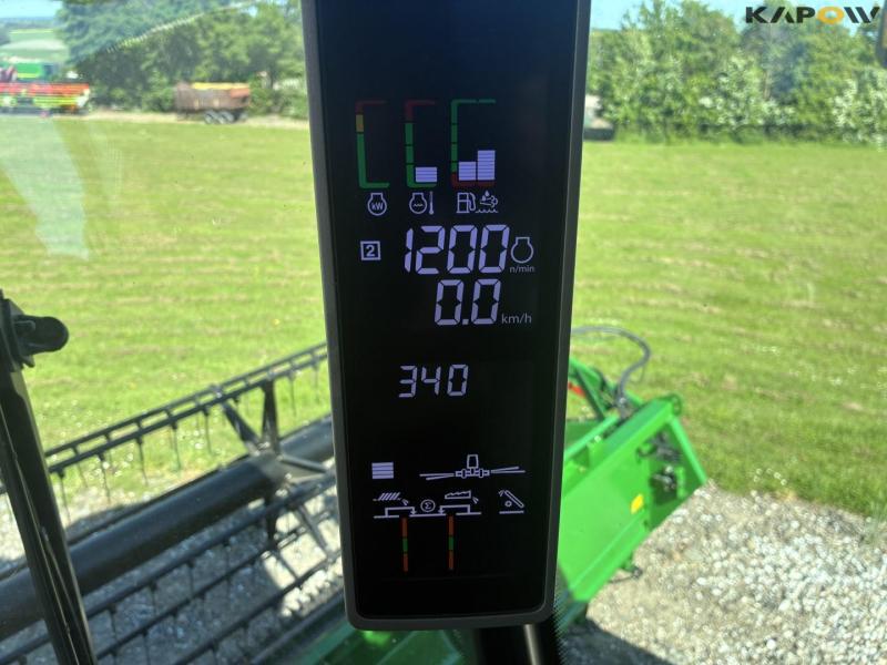 John Deere W660i combine harvester 48