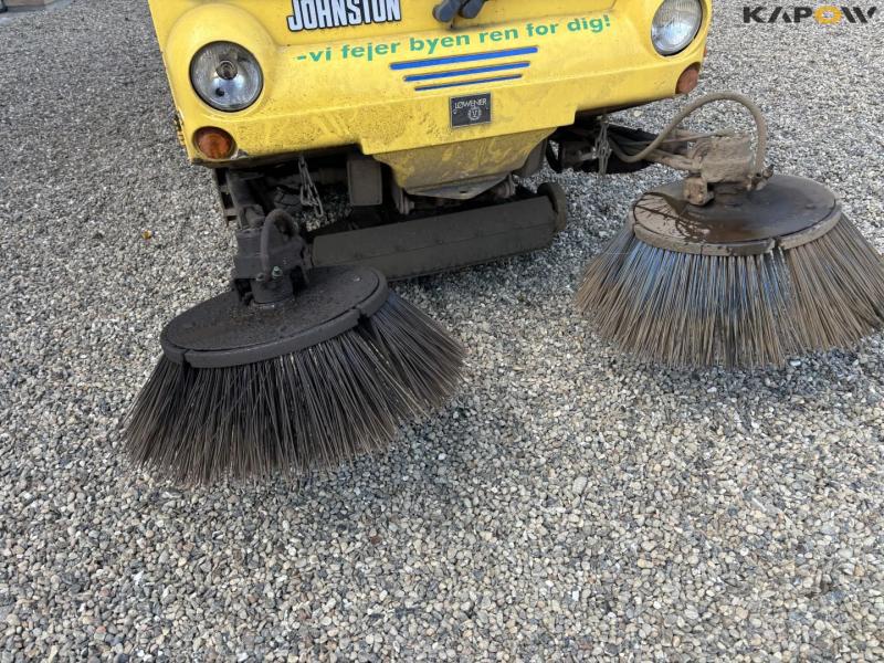 Johnston sweeper 12