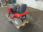 Jonsered LT2217A lawn tractor 6