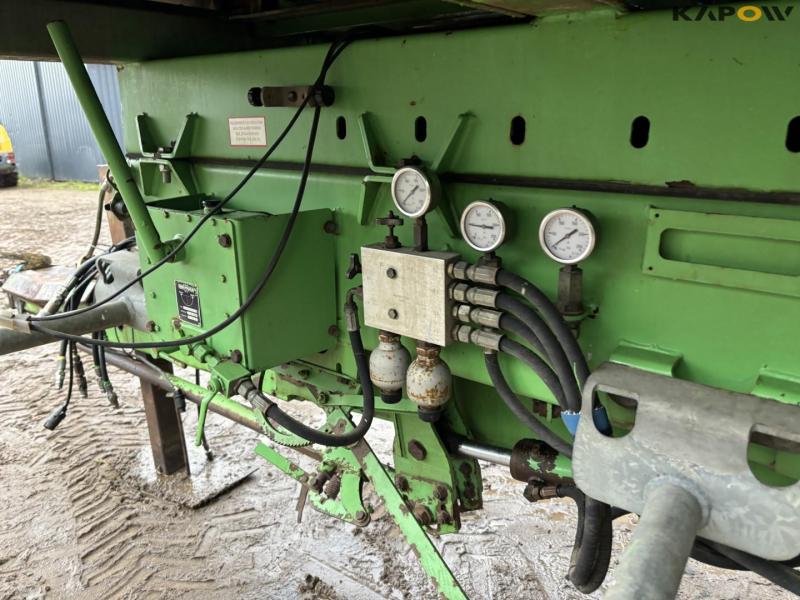 Joskin silospace 22/45 unloading trailer 24