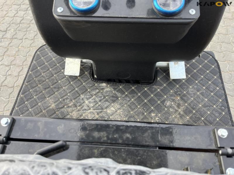 JPC HT12 mini excavator - New 12