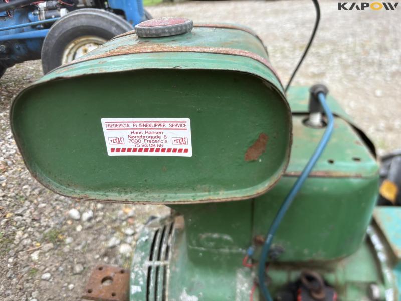 JRUS tool carrier with broom, scraper and sulky 22