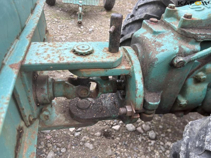 JRUS tool carrier with broom, scraper and sulky 35