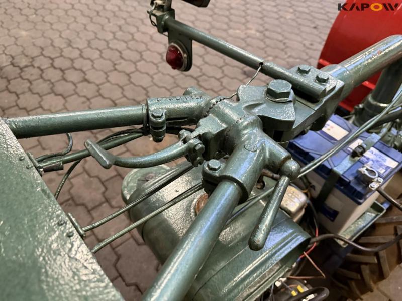 Jrus tool carrier with broom 24