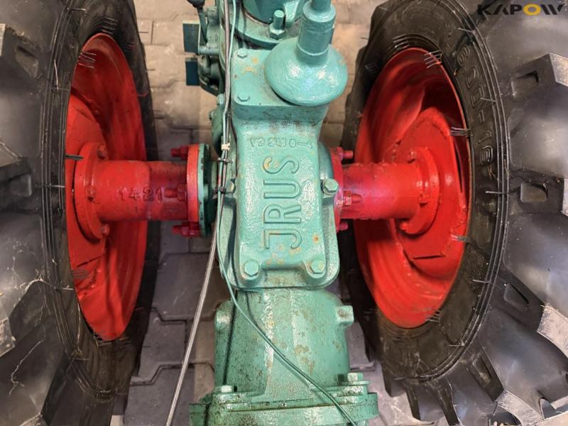 Jrus tool carrier 17