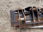 JST source hitch 8
