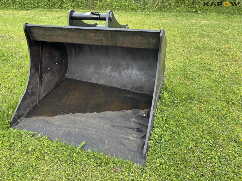 JST shovel 130 cm with S60 hitch 1
