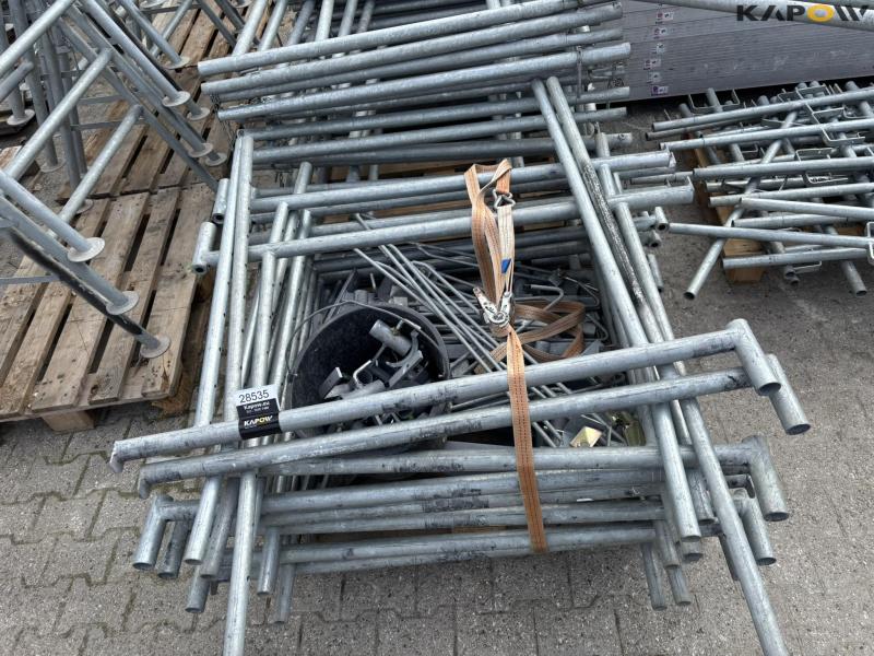 Jumbo trestle scaffolding 24