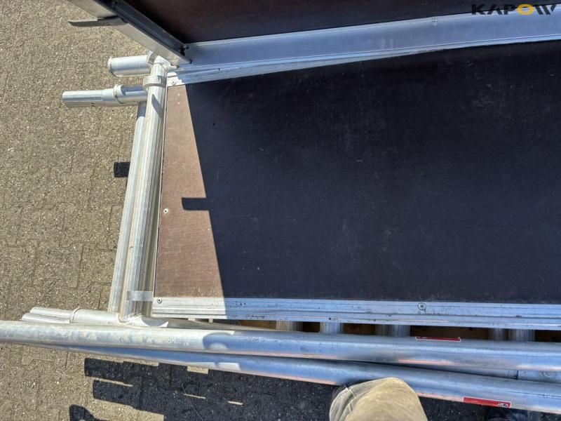 Jumbo mobile scaffolding 26