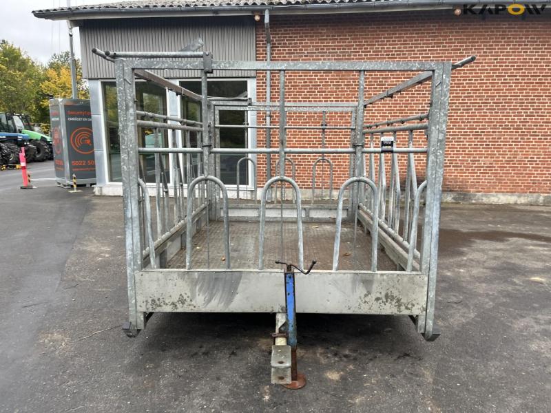 JYFA cattle trailer 2