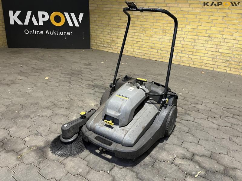 Kärcher KM 70/30 C sweeper 1