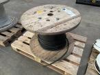 Cable drum with rubber cable 1