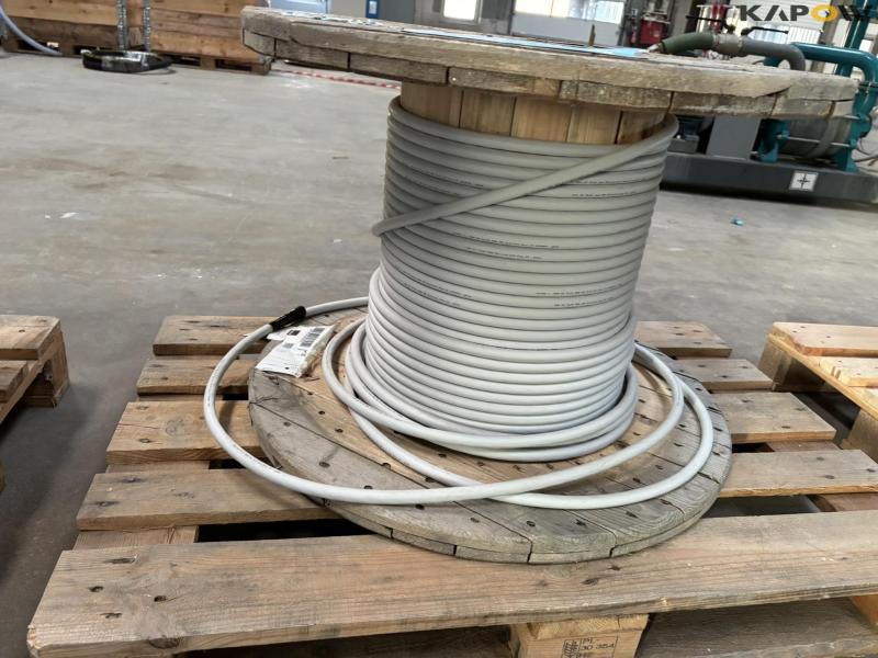 Cable drum with cable 2