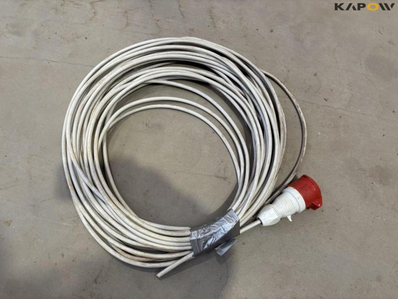 Cables 380/220 volts 15